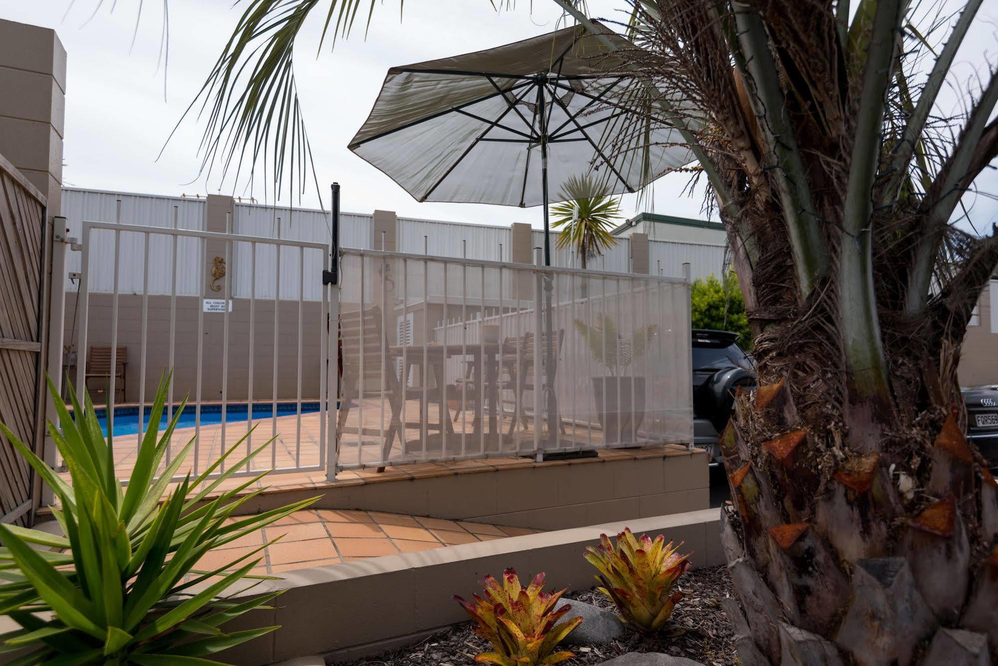 Baywatch Motor Inn Mount Maunganui Eksteriør billede