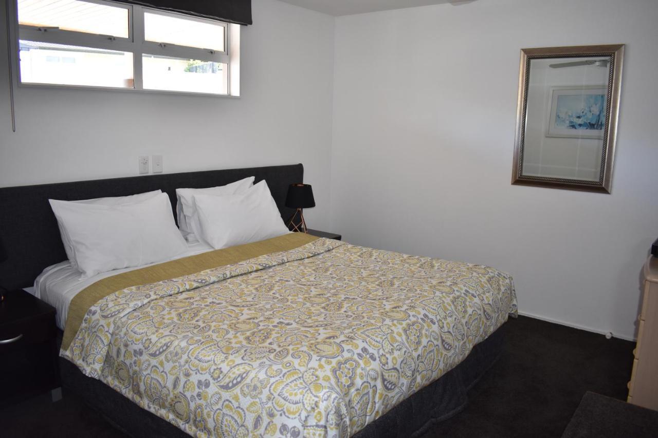 Baywatch Motor Inn Mount Maunganui Eksteriør billede